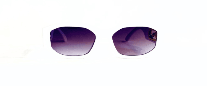 Anteojos de sol realizados en pasta, con lentes en policarbonato y protección uv 400. Los anteojos tienen bisagras plásticas y vienen con funda.