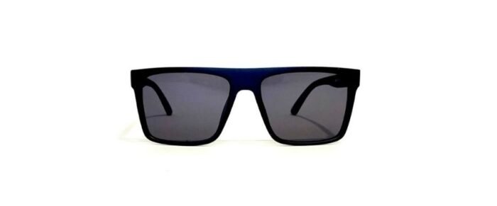 Anteojos de sol realizados en pasta, con protección UV 400 y lentes en policarbonato. Las bisagras son plásticas. Los anteojos vienen con funda.